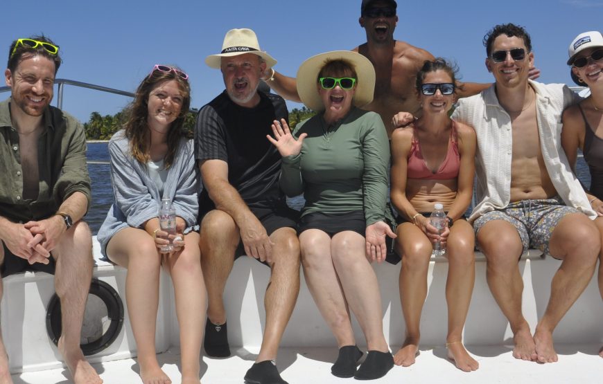 Private Boat Cruise with Music, Drinks & Snorkeling (Up to 15 people)