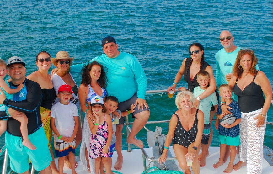 Private Boat Cruise with Music, Drinks & Snorkeling (Up to 15 people)